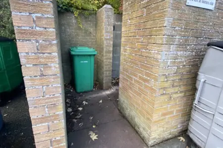 0c18e8c0 2a06 48dc b4e0 4b51b83aabad.jpg