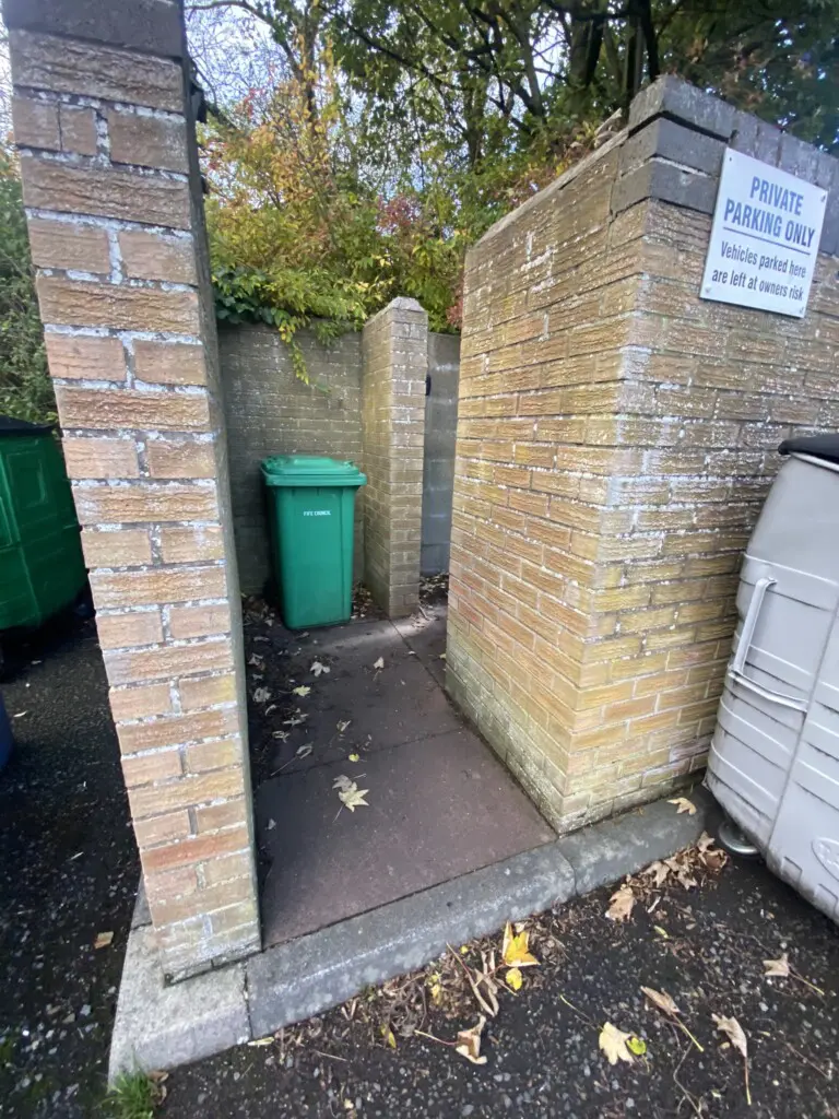 0c18e8c0 2a06 48dc b4e0 4b51b83aabad.jpg