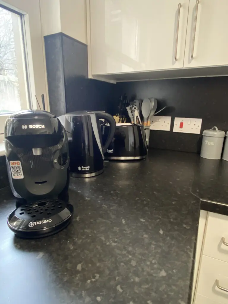 2a110e75 3184 4315 8c75 0c0eca286619.jpg