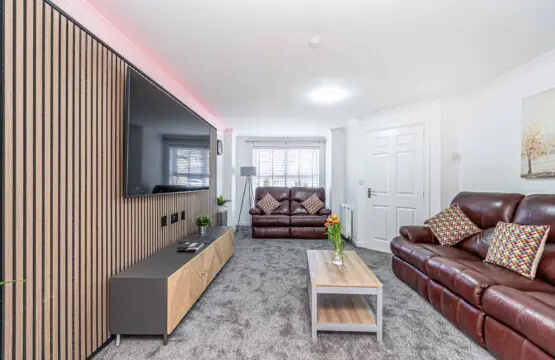 4b26b26b b70d 48a7 b4c3 09fd678351f1.jpg