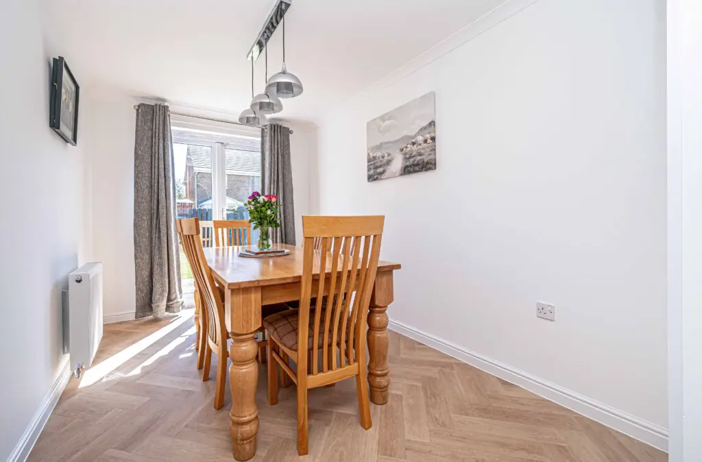 7f80735d a346 4357 8413 36d2244e2ef1.jpg