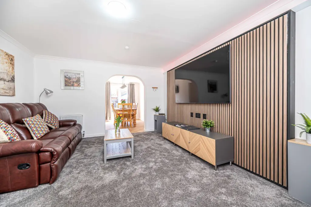 f94c3e9a bf3e 4019 a3eb 9ff2f8cee70c.jpg