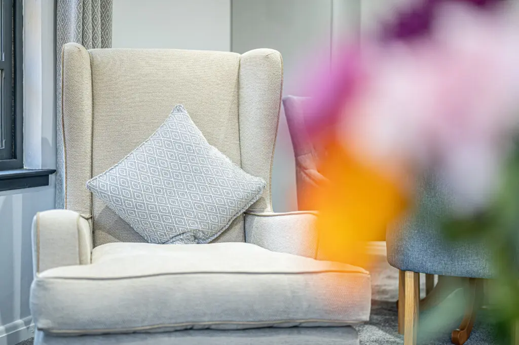 e287a7f2 2358 40c8 a879 352e02e84a96.jpg