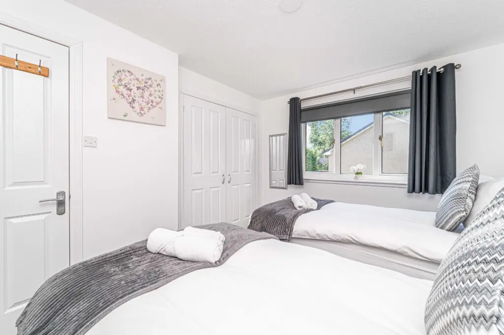 f4894cb0 f9f4 4aeb ae34 d124e8ed08e1.jpg